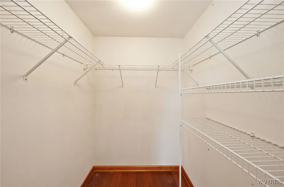 3 In The Woods Lane, West Seneca, New York 14224, West Seneca, New York 14224, 2 Bedrooms Bedrooms, 5 Rooms Rooms,1 BathroomBathrooms,Residential,Closed,3 In The Woods Lane, West Seneca, New York 14224,0,B1576810