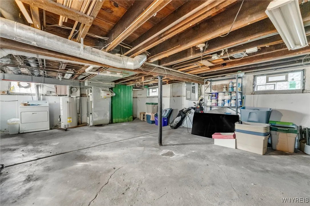 153 Parkwood Avenue, Tonawanda-town, New York 1421, Tonawanda, New York 14217, 3 Bedrooms Bedrooms, 8 Rooms Rooms,1 BathroomBathrooms,Residential,Closed,153 Parkwood Avenue, Tonawanda-town, New York 1421,0,B1576808