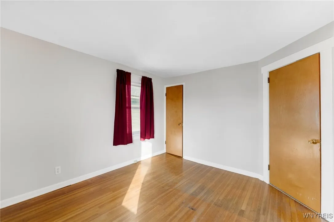 153 Parkwood Avenue, Tonawanda-town, New York 1421, Tonawanda, New York 14217, 3 Bedrooms Bedrooms, 8 Rooms Rooms,1 BathroomBathrooms,Residential,Closed,153 Parkwood Avenue, Tonawanda-town, New York 1421,0,B1576808