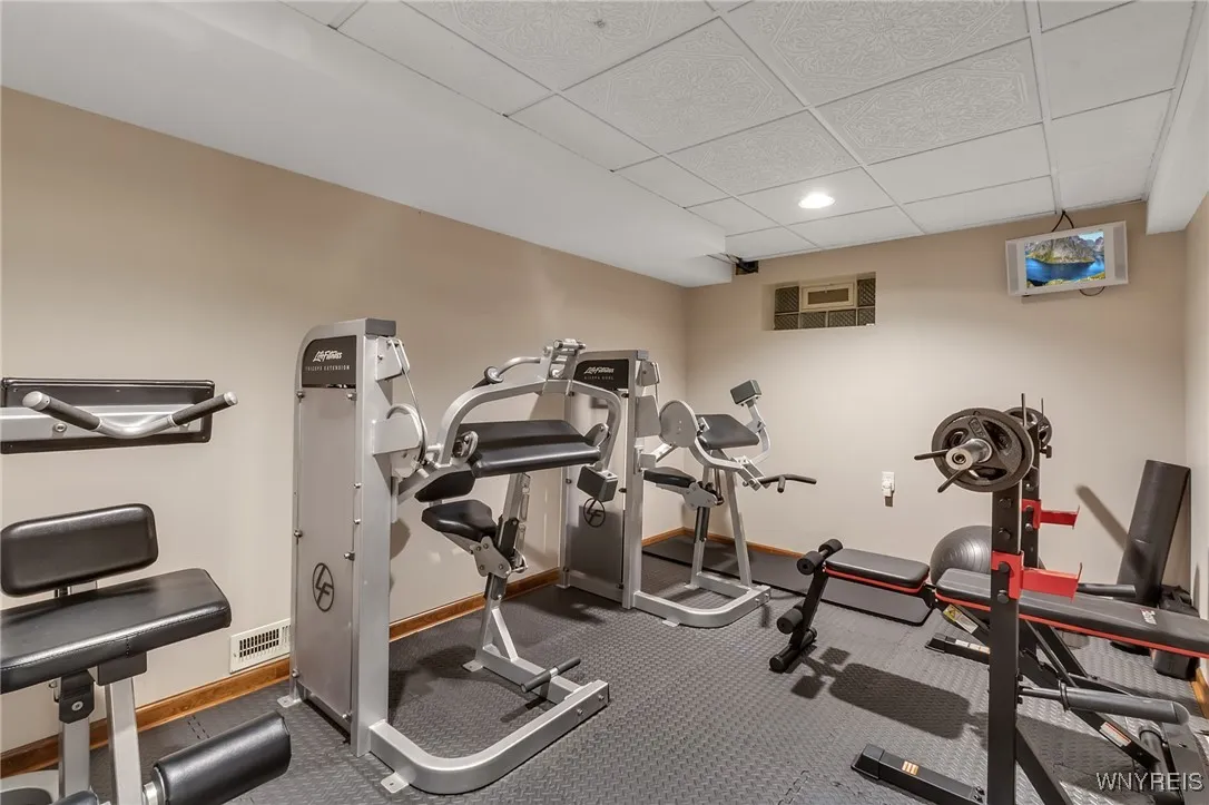 4 Old Hickory Court, Orchard Park, New York 14127, Orchard Park, New York 14127, 6 Bedrooms Bedrooms, 15 Rooms Rooms,5 BathroomsBathrooms,Residential,Closed,4 Old Hickory Court, Orchard Park, New York 14127,0,B1577080