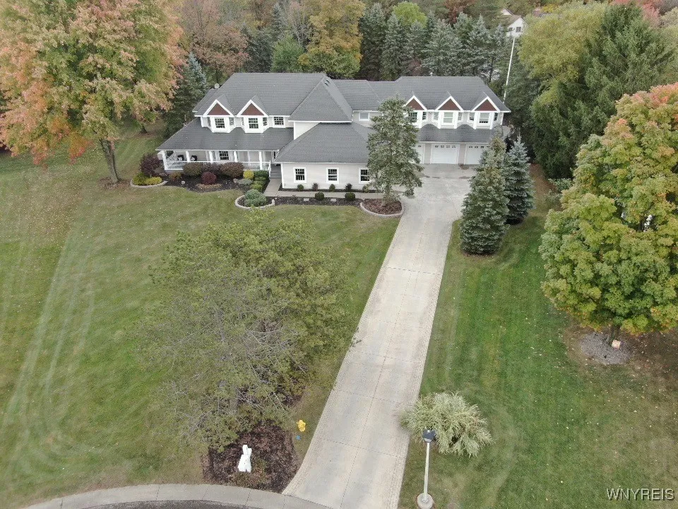 4 Old Hickory Court, Orchard Park, New York 14127, Orchard Park, New York 14127, 6 Bedrooms Bedrooms, 15 Rooms Rooms,5 BathroomsBathrooms,Residential,Closed,4 Old Hickory Court, Orchard Park, New York 14127,0,B1577080