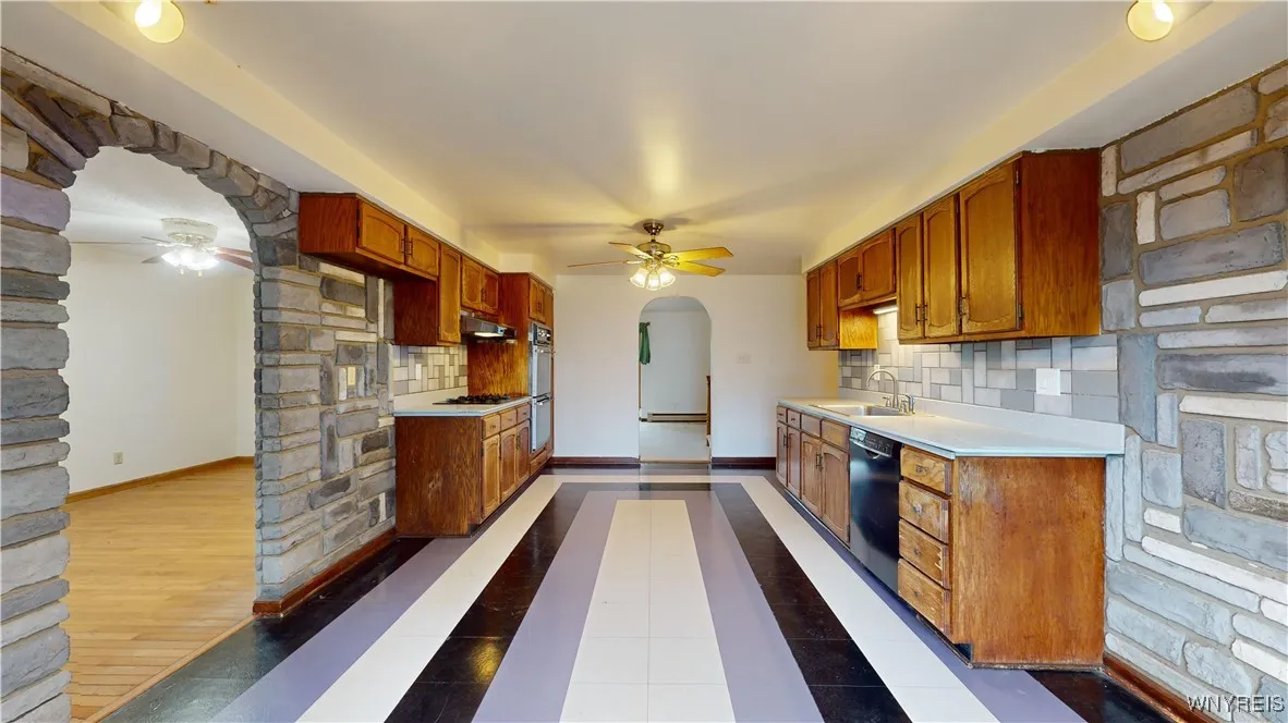 71 Pin Oak Circle, Grand Island, New York 14072, Grand Island, New York 14072, 5 Bedrooms Bedrooms, 10 Rooms Rooms,2 BathroomsBathrooms,Residential,Closed,71 Pin Oak Circle, Grand Island, New York 14072,0,B1577166