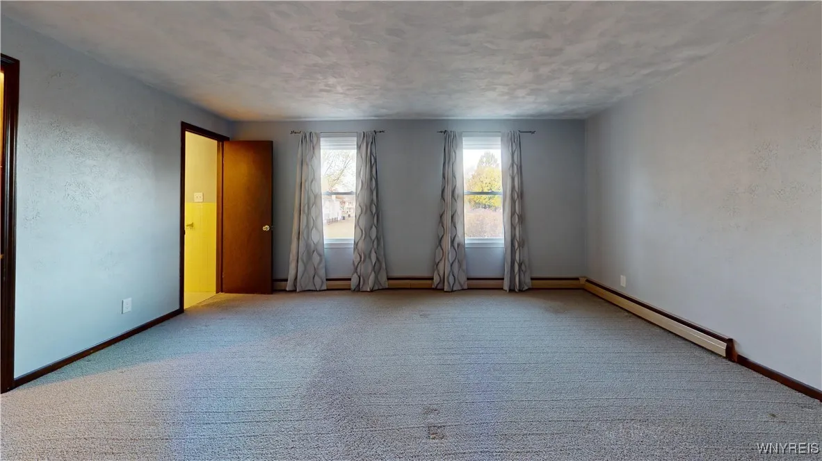 71 Pin Oak Circle, Grand Island, New York 14072, Grand Island, New York 14072, 5 Bedrooms Bedrooms, 10 Rooms Rooms,2 BathroomsBathrooms,Residential,Closed,71 Pin Oak Circle, Grand Island, New York 14072,0,B1577166