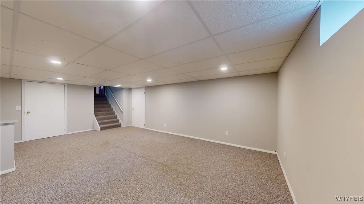 71 Pin Oak Circle, Grand Island, New York 14072, Grand Island, New York 14072, 5 Bedrooms Bedrooms, 10 Rooms Rooms,2 BathroomsBathrooms,Residential,Closed,71 Pin Oak Circle, Grand Island, New York 14072,0,B1577166