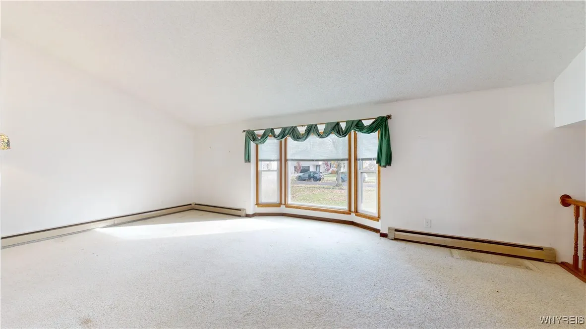 71 Pin Oak Circle, Grand Island, New York 14072, Grand Island, New York 14072, 5 Bedrooms Bedrooms, 10 Rooms Rooms,2 BathroomsBathrooms,Residential,Closed,71 Pin Oak Circle, Grand Island, New York 14072,0,B1577166