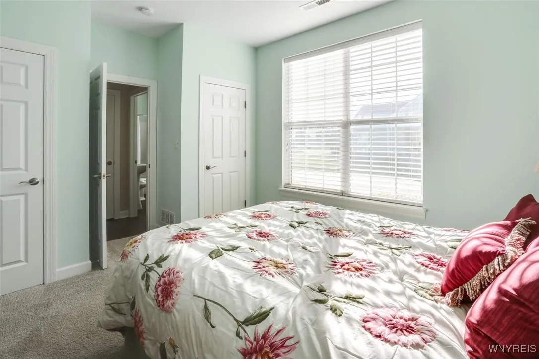 5682 Ferncrest Dr D, Clarence, New York 14032, Clarence, New York 14032, 2 Bedrooms Bedrooms, 5 Rooms Rooms,2 BathroomsBathrooms,Residential,Closed,5682 Ferncrest Dr D, Clarence, New York 14032,0,B1577168