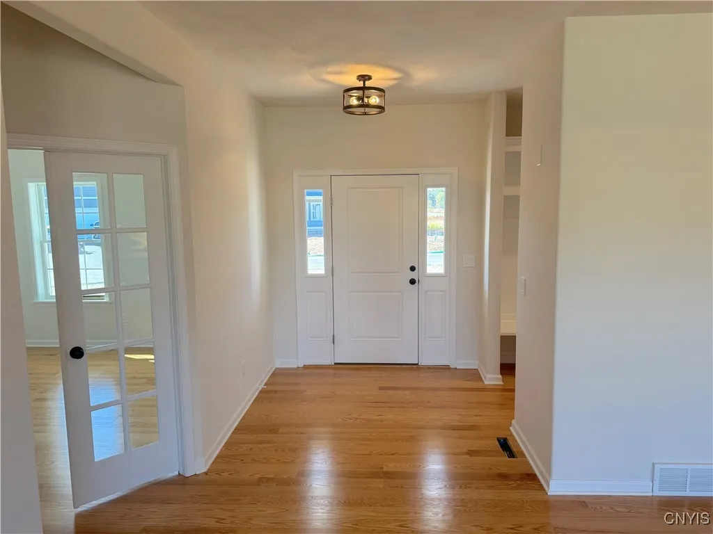 8538 Angus Path, Cicero, New York 13039, Cicero, New York 13039, 3 Bedrooms Bedrooms, 6 Rooms Rooms,2 BathroomsBathrooms,Residential,Closed,8538 Angus Path, Cicero, New York 13039,0,S1577320