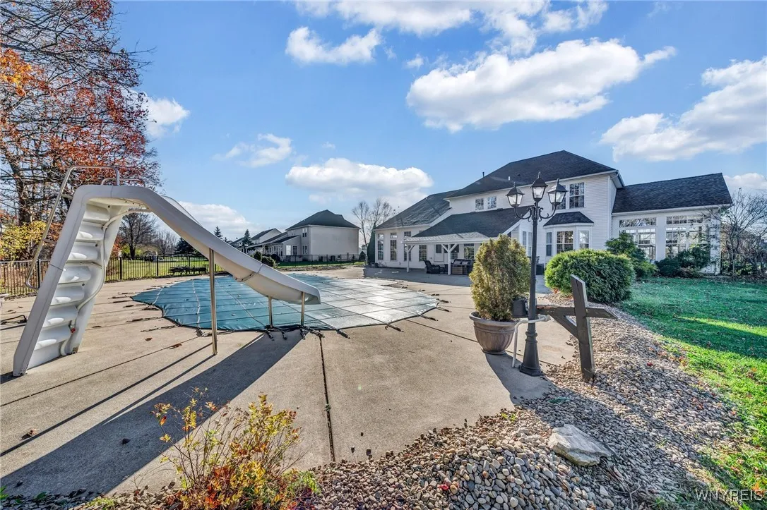 80 Graystone Lane, Orchard Park, New York 14127, Orchard Park, New York 14127, 4 Bedrooms Bedrooms, 14 Rooms Rooms,2 BathroomsBathrooms,Residential,Closed,80 Graystone Lane, Orchard Park, New York 14127,0,B1577056