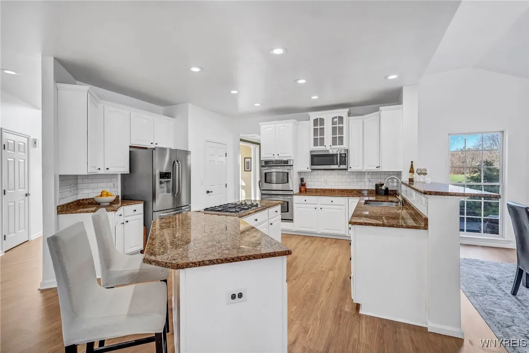 80 Graystone Lane, Orchard Park, New York 14127, Orchard Park, New York 14127, 4 Bedrooms Bedrooms, 14 Rooms Rooms,2 BathroomsBathrooms,Residential,Closed,80 Graystone Lane, Orchard Park, New York 14127,0,B1577056