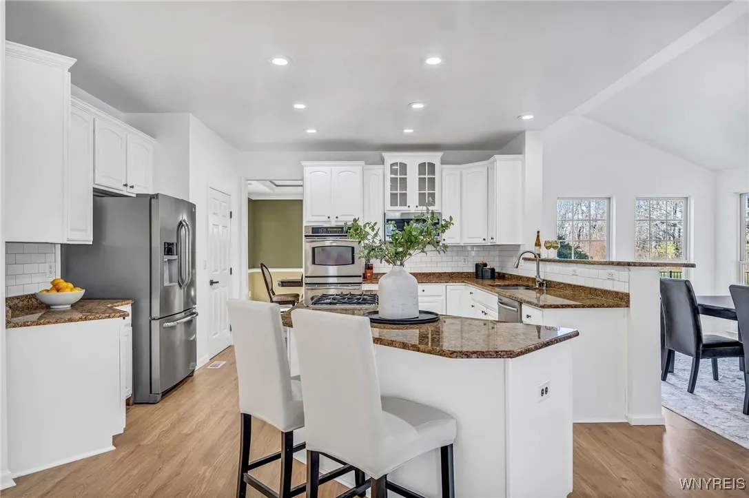 80 Graystone Lane, Orchard Park, New York 14127, Orchard Park, New York 14127, 4 Bedrooms Bedrooms, 14 Rooms Rooms,2 BathroomsBathrooms,Residential,Closed,80 Graystone Lane, Orchard Park, New York 14127,0,B1577056