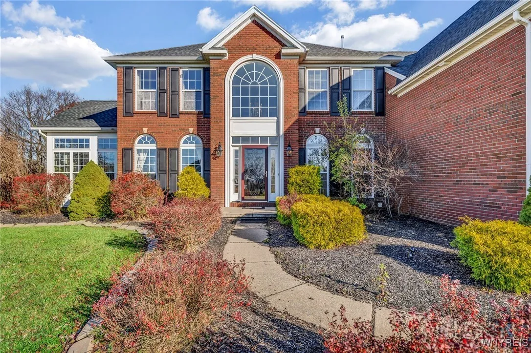 80 Graystone Lane, Orchard Park, New York 14127, Orchard Park, New York 14127, 4 Bedrooms Bedrooms, 14 Rooms Rooms,2 BathroomsBathrooms,Residential,Closed,80 Graystone Lane, Orchard Park, New York 14127,0,B1577056