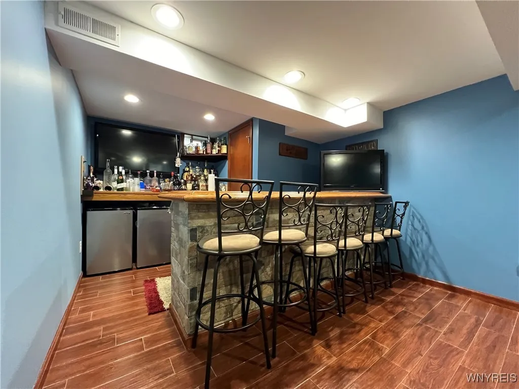 249 Abbington Avenue, Tonawanda-town, New York 142, Tonawanda, New York 14223, 3 Bedrooms Bedrooms, 6 Rooms Rooms,2 BathroomsBathrooms,Residential,Closed,249 Abbington Avenue, Tonawanda-town, New York 142,0,B1577385