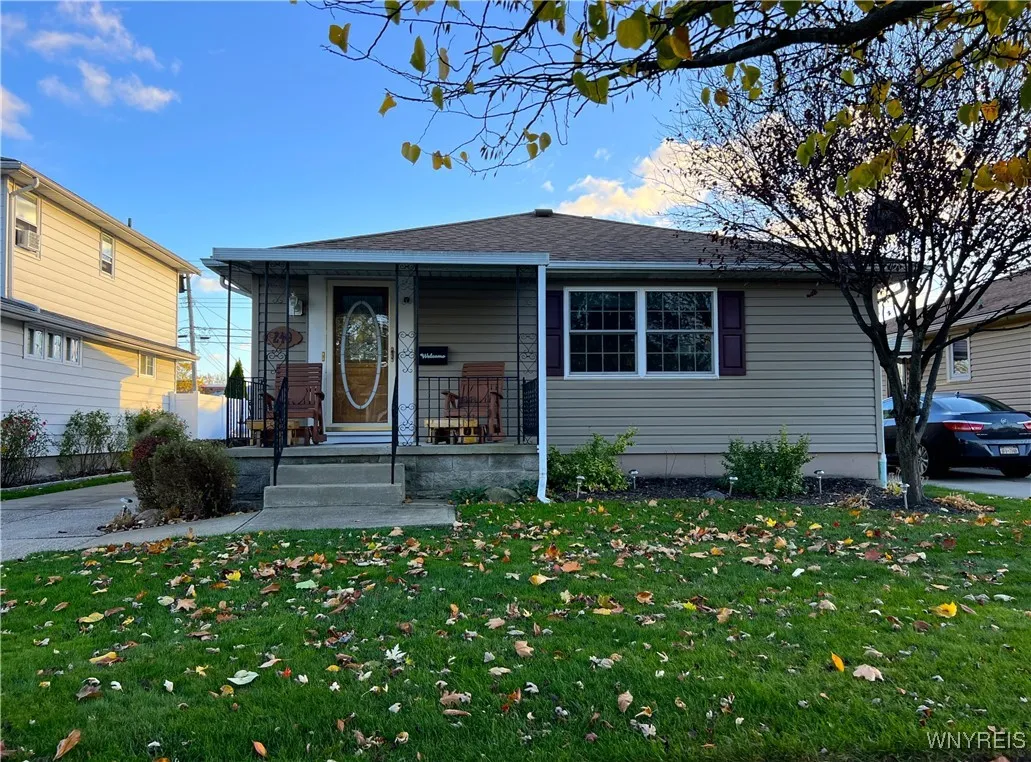 249 Abbington Avenue, Tonawanda-town, New York 142, Tonawanda, New York 14223, 3 Bedrooms Bedrooms, 6 Rooms Rooms,2 BathroomsBathrooms,Residential,Closed,249 Abbington Avenue, Tonawanda-town, New York 142,0,B1577385