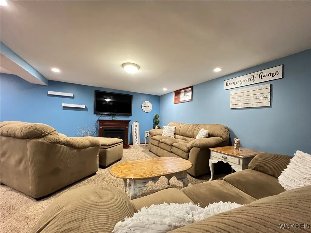 249 Abbington Avenue, Tonawanda-town, New York 142, Tonawanda, New York 14223, 3 Bedrooms Bedrooms, 6 Rooms Rooms,2 BathroomsBathrooms,Residential,Closed,249 Abbington Avenue, Tonawanda-town, New York 142,0,B1577385