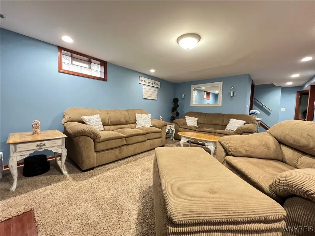 249 Abbington Avenue, Tonawanda-town, New York 142, Tonawanda, New York 14223, 3 Bedrooms Bedrooms, 6 Rooms Rooms,2 BathroomsBathrooms,Residential,Closed,249 Abbington Avenue, Tonawanda-town, New York 142,0,B1577385