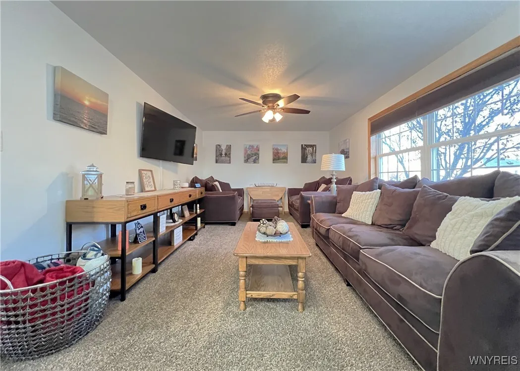 249 Abbington Avenue, Tonawanda-town, New York 142, Tonawanda, New York 14223, 3 Bedrooms Bedrooms, 6 Rooms Rooms,2 BathroomsBathrooms,Residential,Closed,249 Abbington Avenue, Tonawanda-town, New York 142,0,B1577385