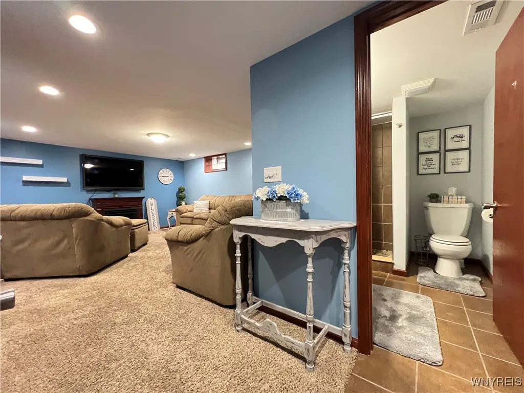 249 Abbington Avenue, Tonawanda-town, New York 142, Tonawanda, New York 14223, 3 Bedrooms Bedrooms, 6 Rooms Rooms,2 BathroomsBathrooms,Residential,Closed,249 Abbington Avenue, Tonawanda-town, New York 142,0,B1577385