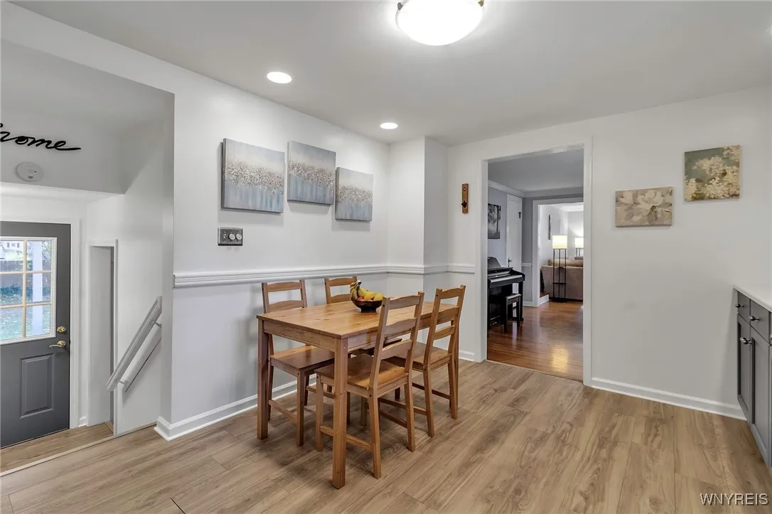 4277 Wildwood Drive, Clarence, New York 14221, Clarence, New York 14221, 4 Bedrooms Bedrooms, 8 Rooms Rooms,2 BathroomsBathrooms,Residential,Closed,4277 Wildwood Drive, Clarence, New York 14221,0,B1577618