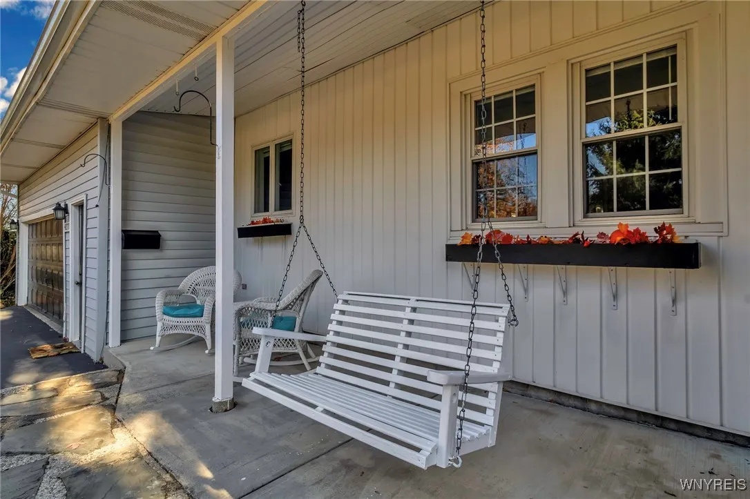 4277 Wildwood Drive, Clarence, New York 14221, Clarence, New York 14221, 4 Bedrooms Bedrooms, 8 Rooms Rooms,2 BathroomsBathrooms,Residential,Closed,4277 Wildwood Drive, Clarence, New York 14221,0,B1577618