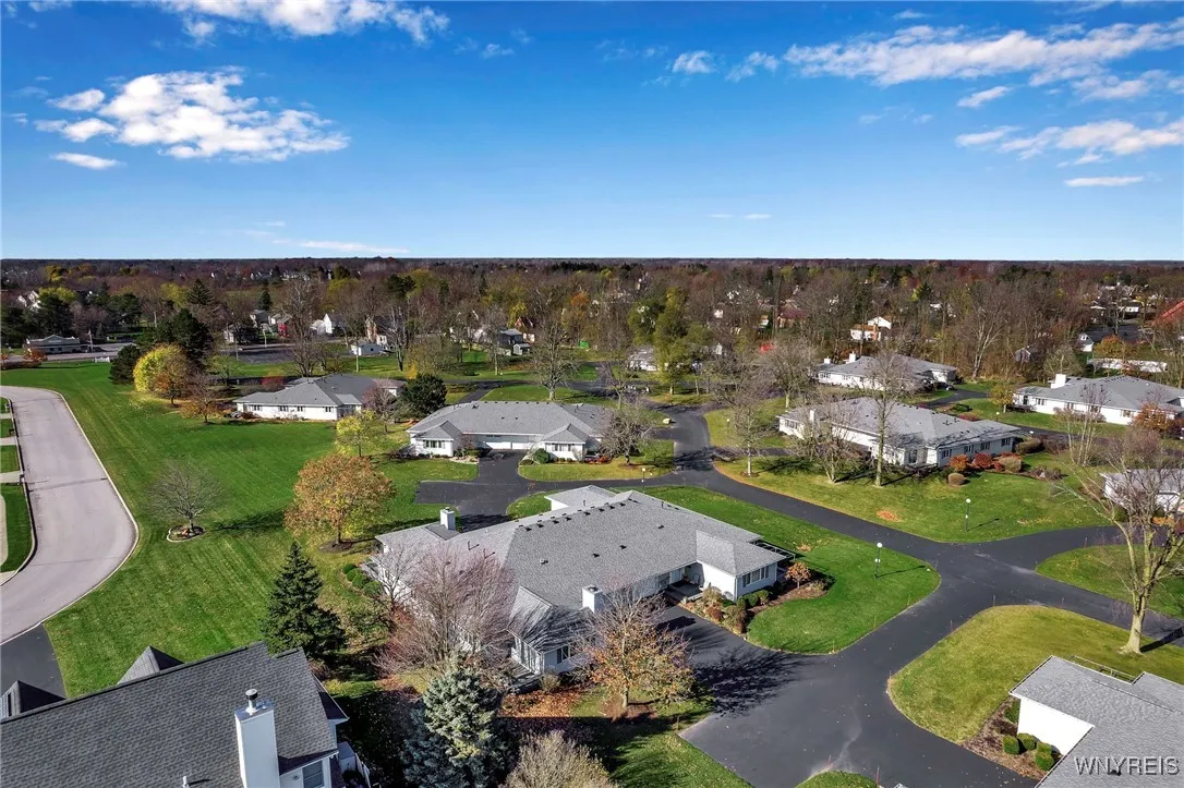 5861 Goodrich Road 3d, Clarence, New York 14032, Clarence, New York 14032, 2 Bedrooms Bedrooms, 10 Rooms Rooms,2 BathroomsBathrooms,Residential,Closed,5861 Goodrich Road 3d, Clarence, New York 14032,0,B1577516