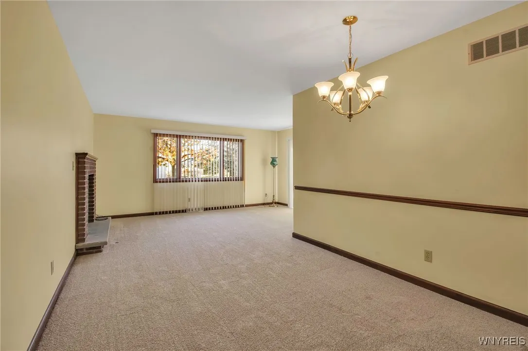 5861 Goodrich Road 3d, Clarence, New York 14032, Clarence, New York 14032, 2 Bedrooms Bedrooms, 10 Rooms Rooms,2 BathroomsBathrooms,Residential,Closed,5861 Goodrich Road 3d, Clarence, New York 14032,0,B1577516
