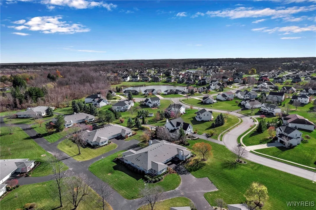 5861 Goodrich Road 3d, Clarence, New York 14032, Clarence, New York 14032, 2 Bedrooms Bedrooms, 10 Rooms Rooms,2 BathroomsBathrooms,Residential,Closed,5861 Goodrich Road 3d, Clarence, New York 14032,0,B1577516