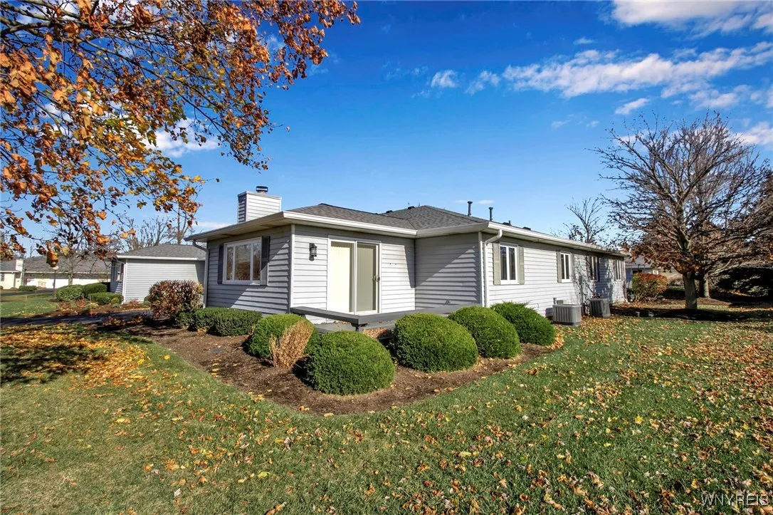 5861 Goodrich Road 3d, Clarence, New York 14032, Clarence, New York 14032, 2 Bedrooms Bedrooms, 10 Rooms Rooms,2 BathroomsBathrooms,Residential,Closed,5861 Goodrich Road 3d, Clarence, New York 14032,0,B1577516
