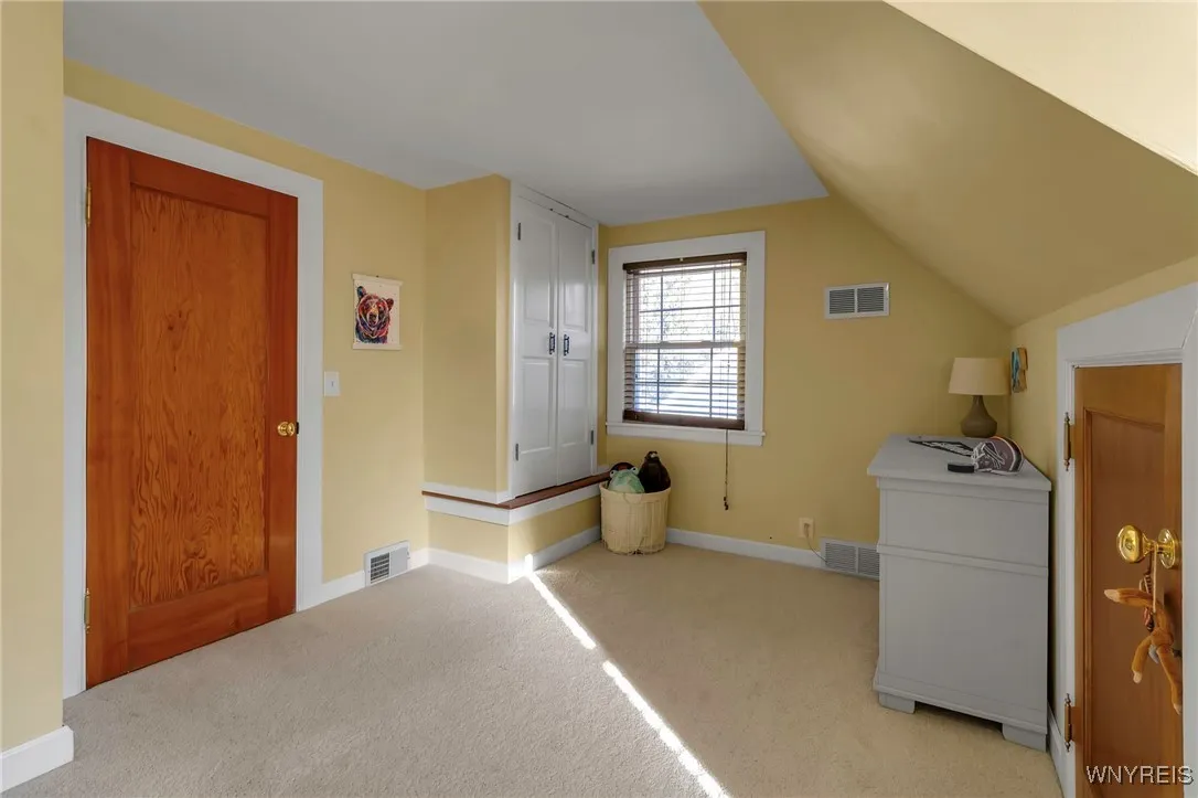 310 Parkdale Avenue, Aurora, New York 14052, Aurora, New York 14052, 3 Bedrooms Bedrooms, 8 Rooms Rooms,2 BathroomsBathrooms,Residential,Closed,310 Parkdale Avenue, Aurora, New York 14052,0,B1577669