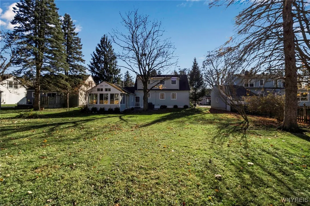 310 Parkdale Avenue, Aurora, New York 14052, Aurora, New York 14052, 3 Bedrooms Bedrooms, 8 Rooms Rooms,2 BathroomsBathrooms,Residential,Closed,310 Parkdale Avenue, Aurora, New York 14052,0,B1577669