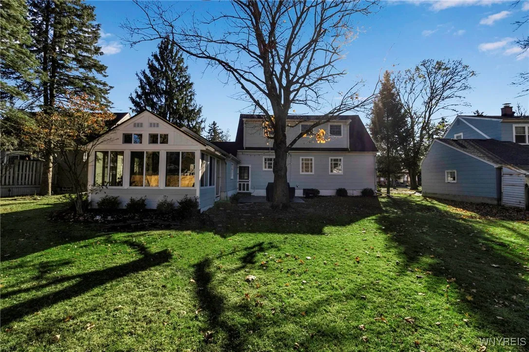 310 Parkdale Avenue, Aurora, New York 14052, Aurora, New York 14052, 3 Bedrooms Bedrooms, 8 Rooms Rooms,2 BathroomsBathrooms,Residential,Closed,310 Parkdale Avenue, Aurora, New York 14052,0,B1577669