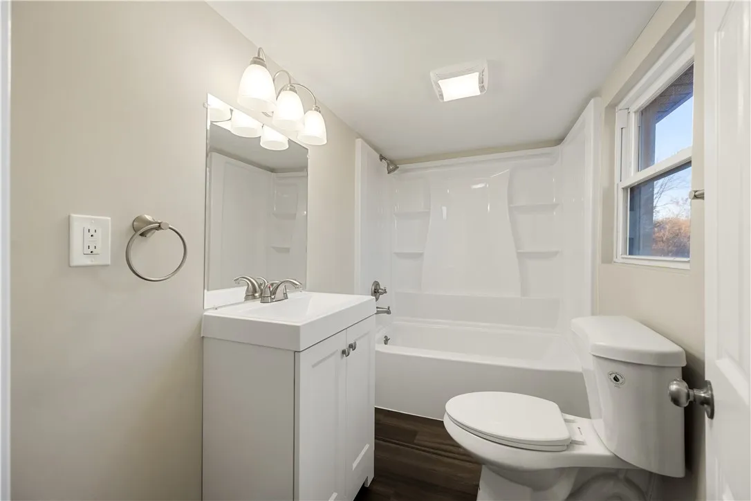 22 Gillespie Road, Volney, New York 13069, Volney, New York 13069, 4 Bedrooms Bedrooms, 7 Rooms Rooms,1 BathroomBathrooms,Residential,Closed,22 Gillespie Road, Volney, New York 13069,0,R1577739