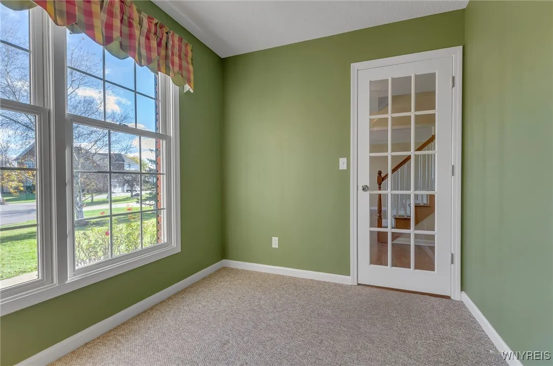 8618 Meadow Creek Court, Clarence, New York 14051, Clarence, New York 14051, 4 Bedrooms Bedrooms, 9 Rooms Rooms,2 BathroomsBathrooms,Residential,Closed,8618 Meadow Creek Court, Clarence, New York 14051,0,B1577729