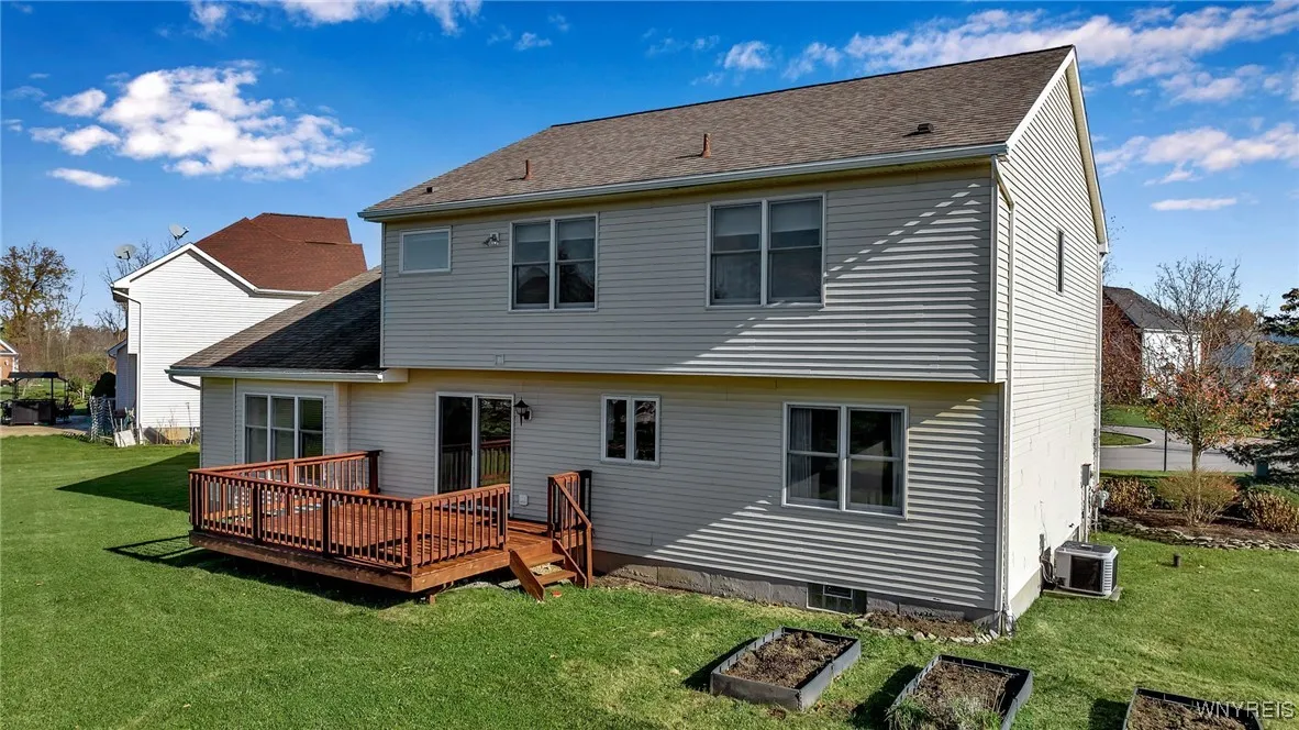 8618 Meadow Creek Court, Clarence, New York 14051, Clarence, New York 14051, 4 Bedrooms Bedrooms, 9 Rooms Rooms,2 BathroomsBathrooms,Residential,Closed,8618 Meadow Creek Court, Clarence, New York 14051,0,B1577729