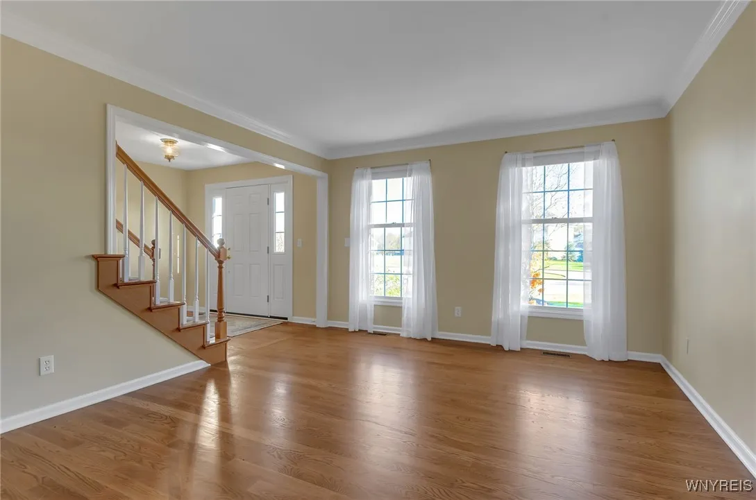 8618 Meadow Creek Court, Clarence, New York 14051, Clarence, New York 14051, 4 Bedrooms Bedrooms, 9 Rooms Rooms,2 BathroomsBathrooms,Residential,Closed,8618 Meadow Creek Court, Clarence, New York 14051,0,B1577729