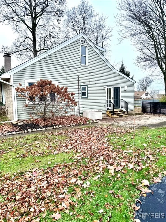 3852 Yale Avenue, Hamburg, New York 14075, Hamburg, New York 14075, 3 Bedrooms Bedrooms, 8 Rooms Rooms,1 BathroomBathrooms,Residential,Closed,3852 Yale Avenue, Hamburg, New York 14075,0,B1577904