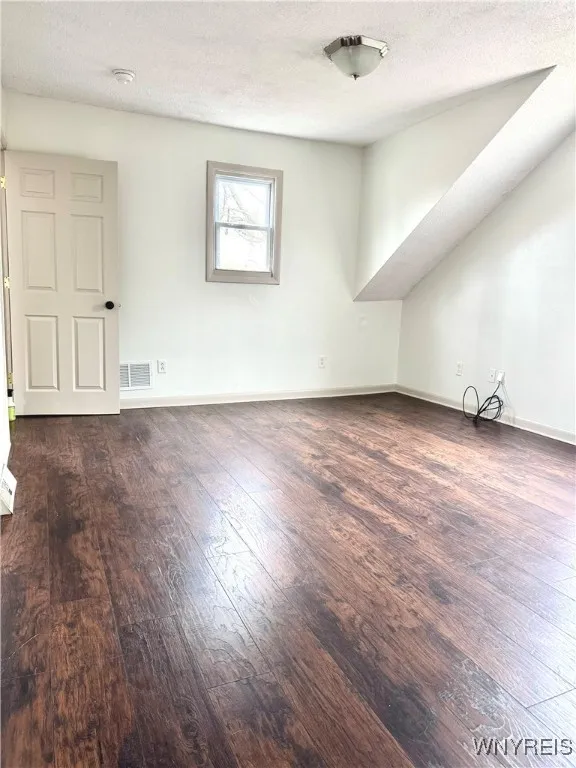 3852 Yale Avenue, Hamburg, New York 14075, Hamburg, New York 14075, 3 Bedrooms Bedrooms, 8 Rooms Rooms,1 BathroomBathrooms,Residential,Closed,3852 Yale Avenue, Hamburg, New York 14075,0,B1577904