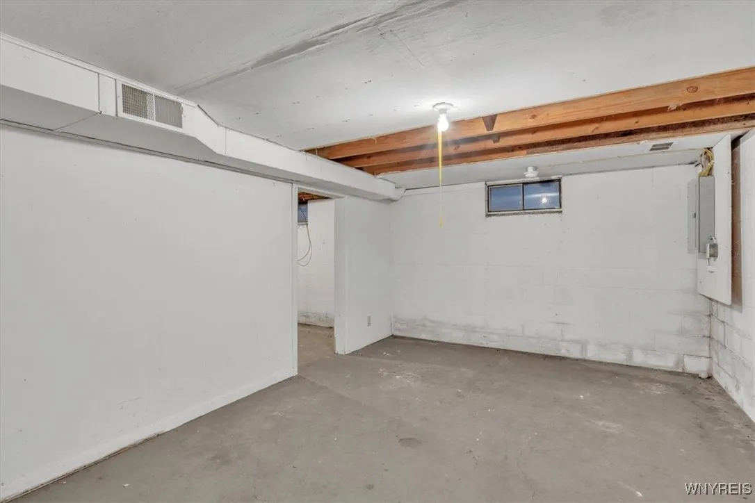 686 Girard Avenue, Aurora, New York 14052, Aurora, New York 14052, 3 Bedrooms Bedrooms, 5 Rooms Rooms,2 BathroomsBathrooms,Residential,Closed,686 Girard Avenue, Aurora, New York 14052,0,B1577908