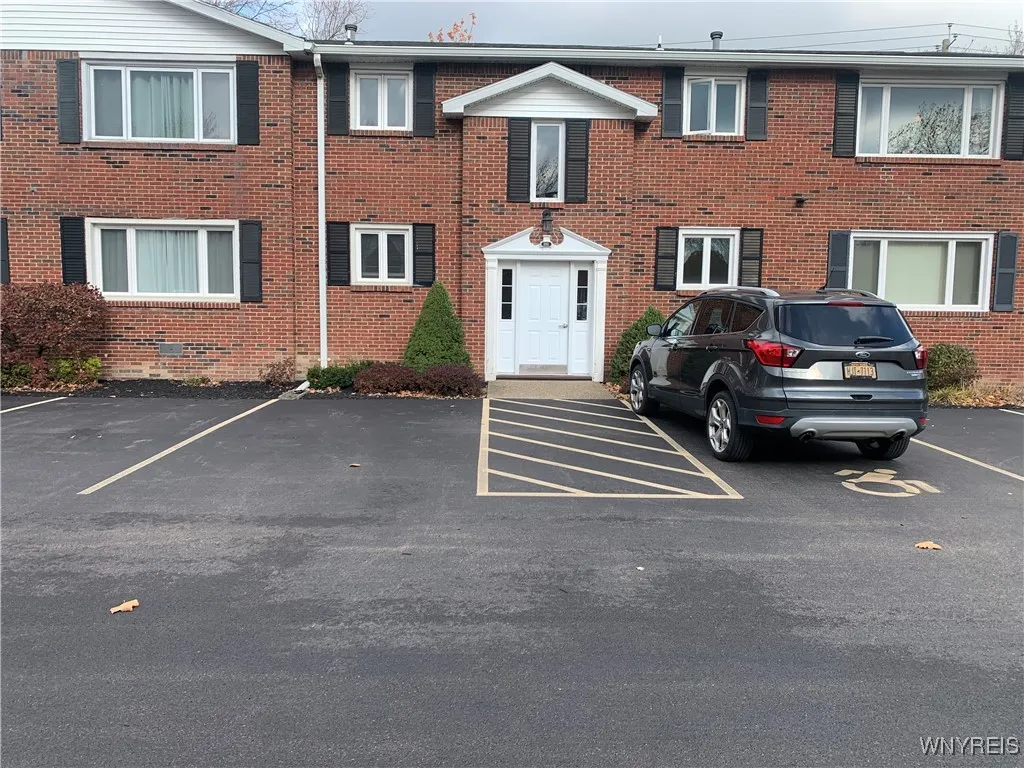 1051 Reserve Road 5, West Seneca, New York 14224, West Seneca, New York 14224, 2 Bedrooms Bedrooms, 4 Rooms Rooms,1 BathroomBathrooms,Residential,Closed,1051 Reserve Road 5, West Seneca, New York 14224,0,B1578129