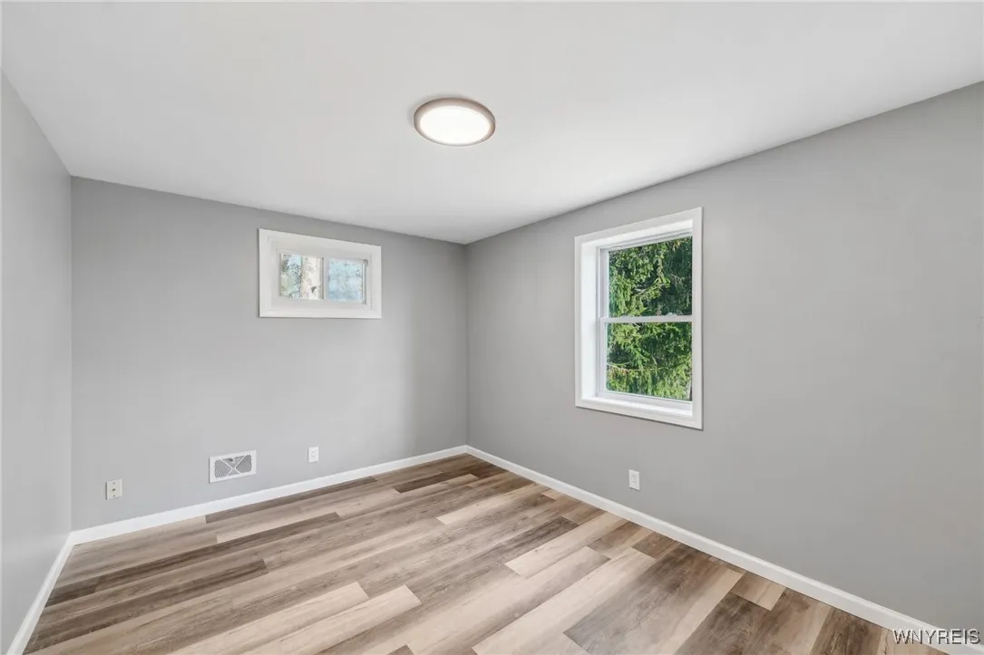 1070 Carter Drive, Grand Island, New York 14072, Grand Island, New York 14072, 4 Bedrooms Bedrooms, 8 Rooms Rooms,1 BathroomBathrooms,Residential,Closed,1070 Carter Drive, Grand Island, New York 14072,0,B1578177