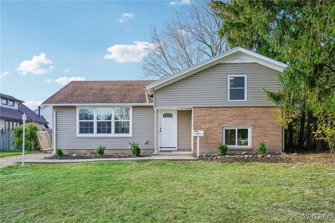 1070 Carter Drive, Grand Island, New York 14072, Grand Island, New York 14072, 4 Bedrooms Bedrooms, 8 Rooms Rooms,1 BathroomBathrooms,Residential,Closed,1070 Carter Drive, Grand Island, New York 14072,0,B1578177