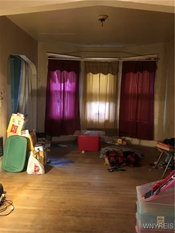 553 East North Street S, Buffalo, New York 14211, Buffalo, New York 14211, 5 Bedrooms Bedrooms, ,2 BathroomsBathrooms,Residential,Closed,553 East North Street S, Buffalo, New York 14211,0,B1578475