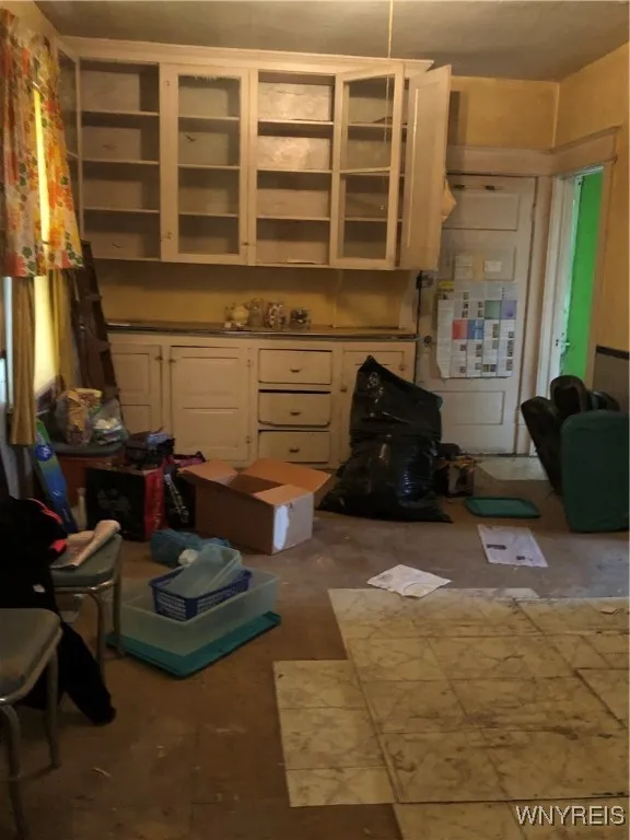 553 East North Street S, Buffalo, New York 14211, Buffalo, New York 14211, 5 Bedrooms Bedrooms, ,2 BathroomsBathrooms,Residential,Closed,553 East North Street S, Buffalo, New York 14211,0,B1578475