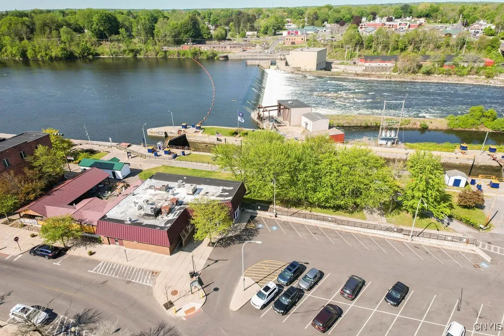 24 South 1st Street, Fulton, New York 13069, Fulton, New York 13069, ,Commercial Sale,For Sale,24 South 1st Street, Fulton, New York 13069,S1578347