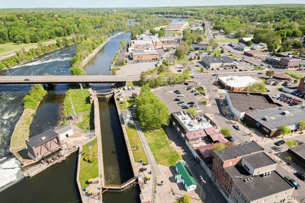 24 South 1st Street, Fulton, New York 13069, Fulton, New York 13069, ,Commercial Sale,For Sale,24 South 1st Street, Fulton, New York 13069,S1578347