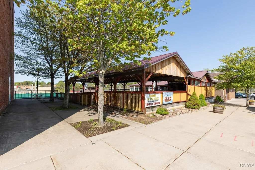 24 South 1st Street, Fulton, New York 13069, Fulton, New York 13069, ,Commercial Sale,For Sale,24 South 1st Street, Fulton, New York 13069,S1578347