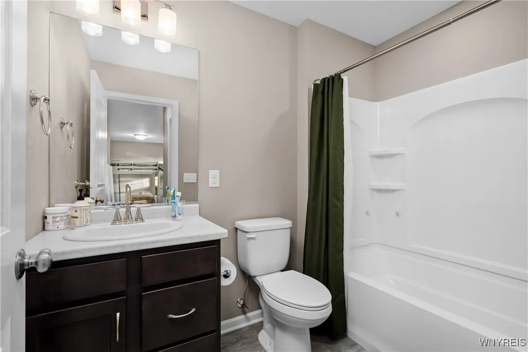 9 Aaron Trail, Orchard Park, New York 14127, Orchard Park, New York 14127, 4 Bedrooms Bedrooms, 11 Rooms Rooms,4 BathroomsBathrooms,Residential,Closed,9 Aaron Trail, Orchard Park, New York 14127,0,B1578626