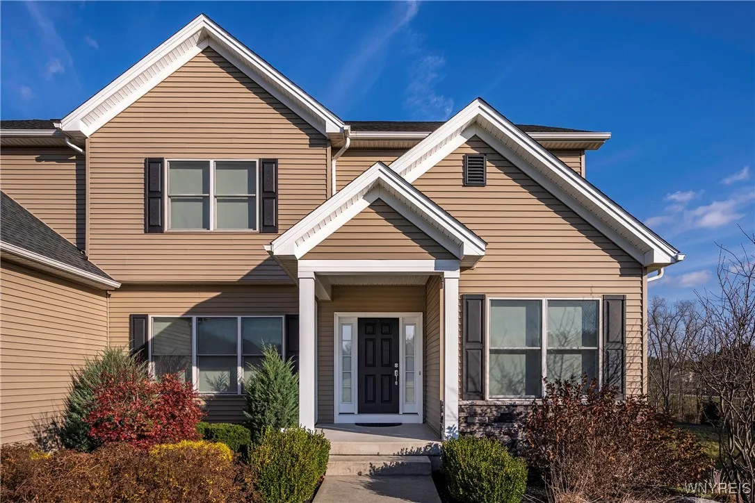 9 Aaron Trail, Orchard Park, New York 14127, Orchard Park, New York 14127, 4 Bedrooms Bedrooms, 11 Rooms Rooms,4 BathroomsBathrooms,Residential,Closed,9 Aaron Trail, Orchard Park, New York 14127,0,B1578626