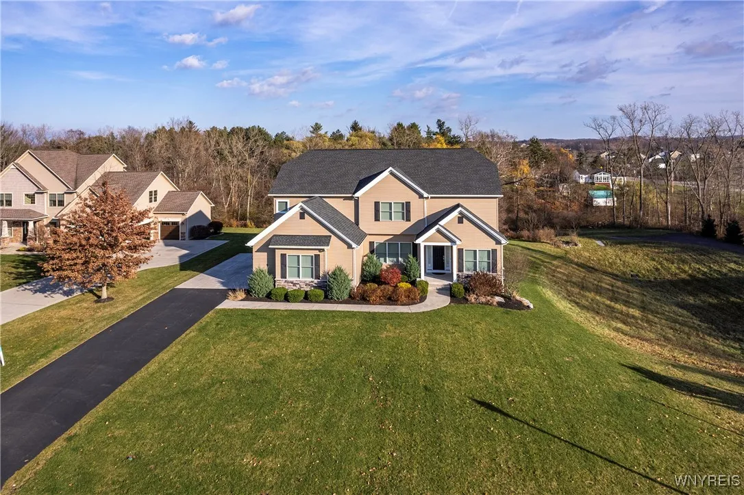 9 Aaron Trail, Orchard Park, New York 14127, Orchard Park, New York 14127, 4 Bedrooms Bedrooms, 11 Rooms Rooms,4 BathroomsBathrooms,Residential,Closed,9 Aaron Trail, Orchard Park, New York 14127,0,B1578626