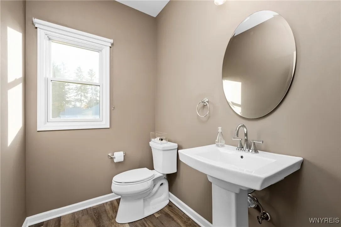 9 Aaron Trail, Orchard Park, New York 14127, Orchard Park, New York 14127, 4 Bedrooms Bedrooms, 11 Rooms Rooms,4 BathroomsBathrooms,Residential,Closed,9 Aaron Trail, Orchard Park, New York 14127,0,B1578626