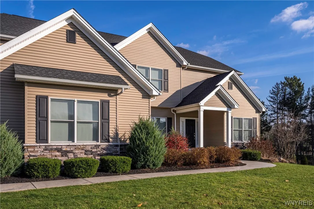 9 Aaron Trail, Orchard Park, New York 14127, Orchard Park, New York 14127, 4 Bedrooms Bedrooms, 11 Rooms Rooms,4 BathroomsBathrooms,Residential,Closed,9 Aaron Trail, Orchard Park, New York 14127,0,B1578626